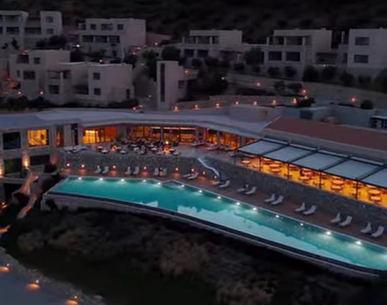 Live Music στο Xeromylos Resort: Ένα ξεχωριστό Σάββατο με δείπνο, cocktails και εκλεκτές μουσικές