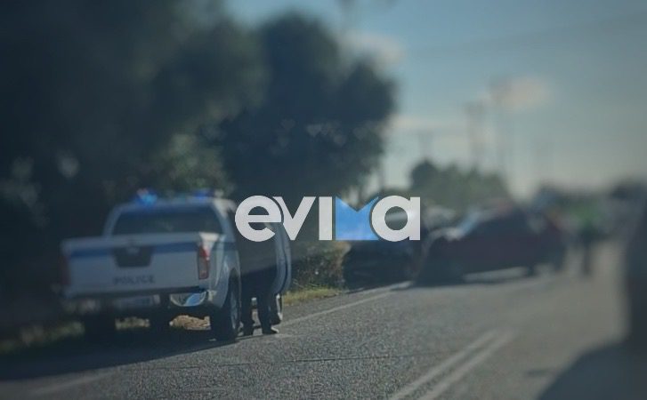 Σοβαρό τροχαίο με δύο Ι.Χ. στην Ερέτρια – Κυκλοφοριακό χάος στο ρεύμα προς Χαλκίδα