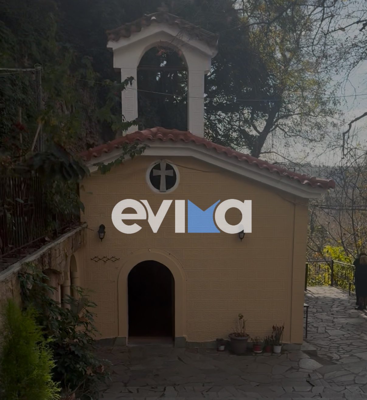 Εύβοια: Σήμερα γιορτάζει το εκκλησάκι που βρίσκεται μέσα σε βράχο