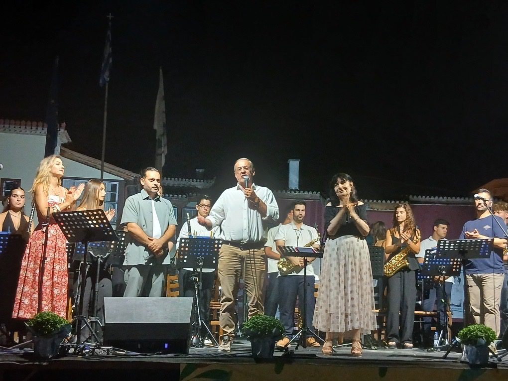 Στα Ψαχνά ο Θανάσης Ζεμπίλης για τη συναυλία της Φιλαρμονικής