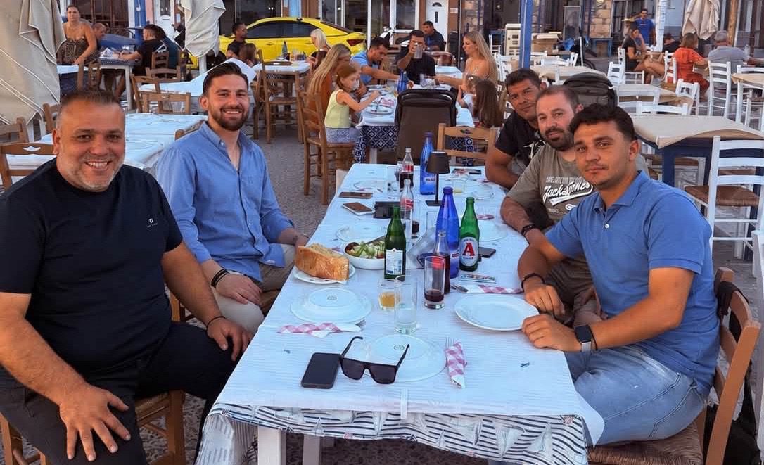 Ανοιχτές πόρτες στην Εύβοια για τον Οννεδίτη, Απόστολο Σπανό
