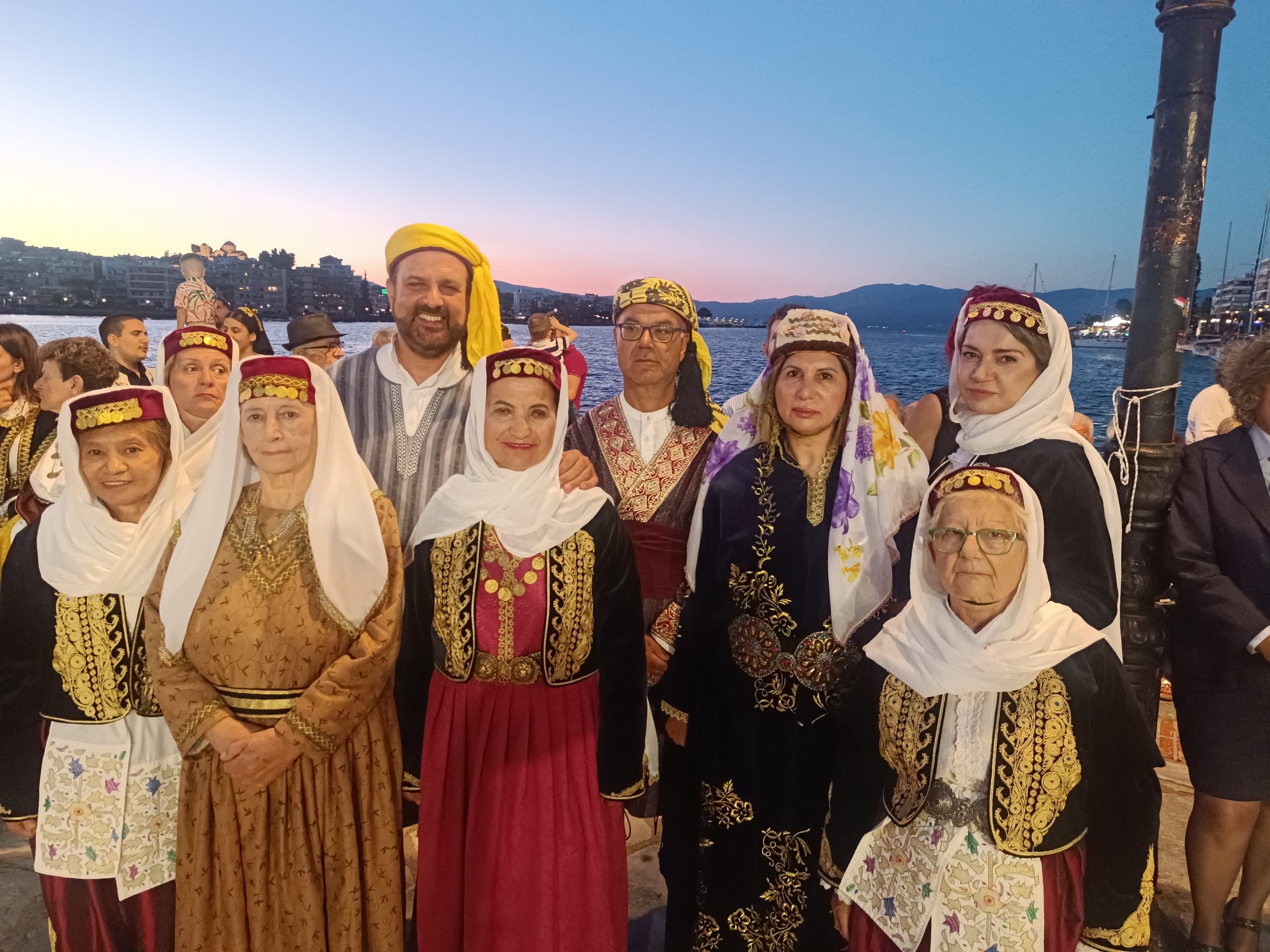 Χιλιάδες πιστοί για την Προστάτιδα Αγία Παρασκευή της Χαλκίδας! Εκει ήταν και οι Καππαδόκες