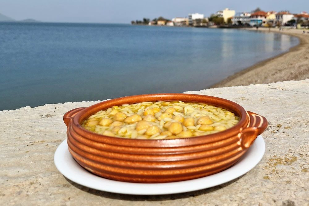 Η γιορτή του ρεβύθομανεστρου επιστρέφει στην Εύβοια: Δείτε σε ποιο χωριό θα γίνει