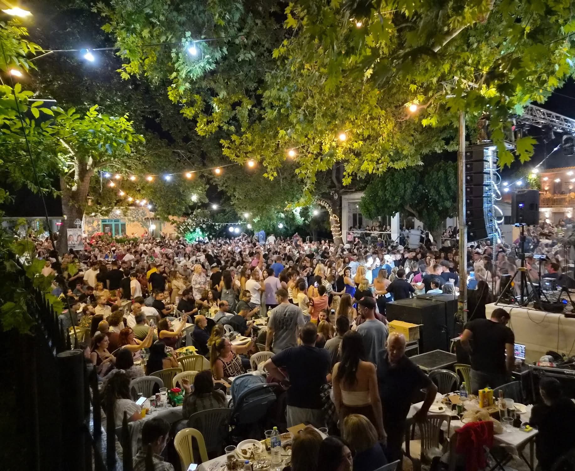 Αυτό το πανηγύρι της Εύβοιας «βούλιαξε» από κόσμο