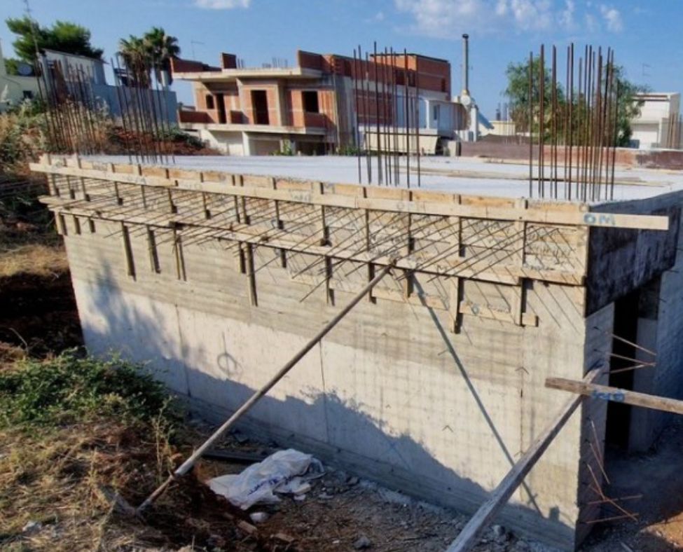 Ρίγη συγκίνησης στην Εύβοια: Εσπερινός στον υπό ανέγερση Ιερό Ναό της Αγίας Ειρήνης