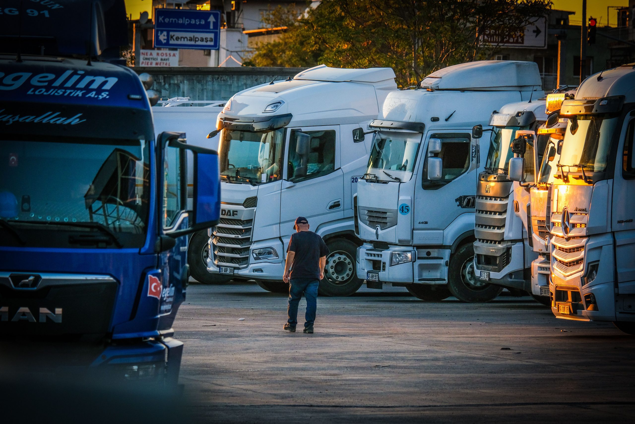 Αυτή η χώρα της Ευρώπης προσφέρει 6.300 ευρώ τον μήνα σε Έλληνες – Δείτε για πιο επάγγελμα