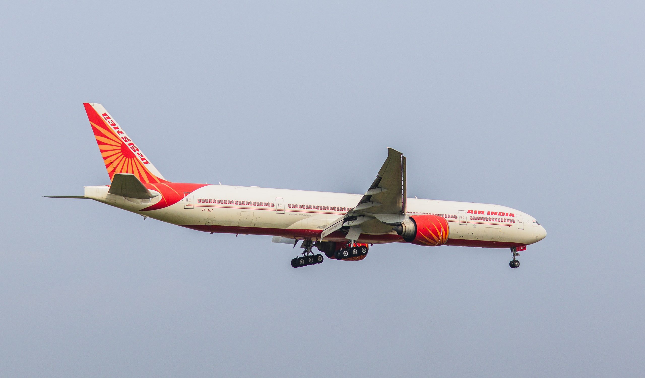 Τρόμος σε πτήση της Air India: Το αεροσκάφος έχασε απότομα ύψος – 17 τραυματίες