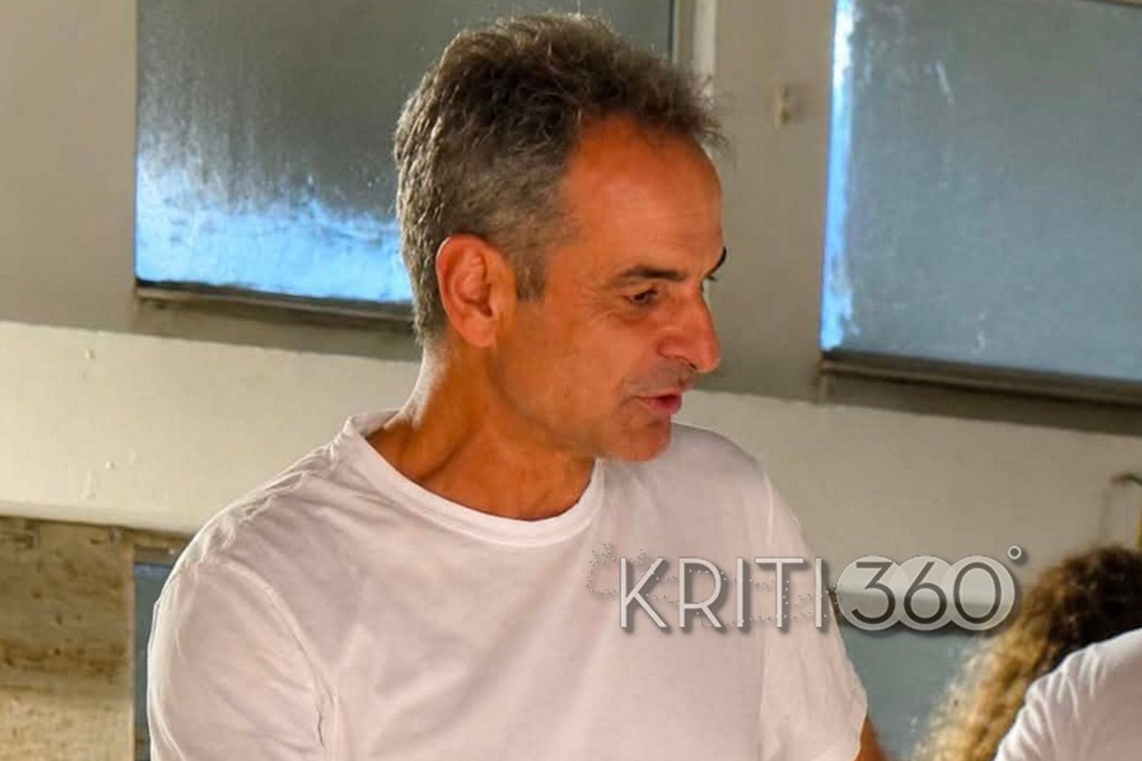 Άρχισε τις διακοπές ο Μητσοτάκης: Φαγητό και κρασί σε γνωστό στέκι