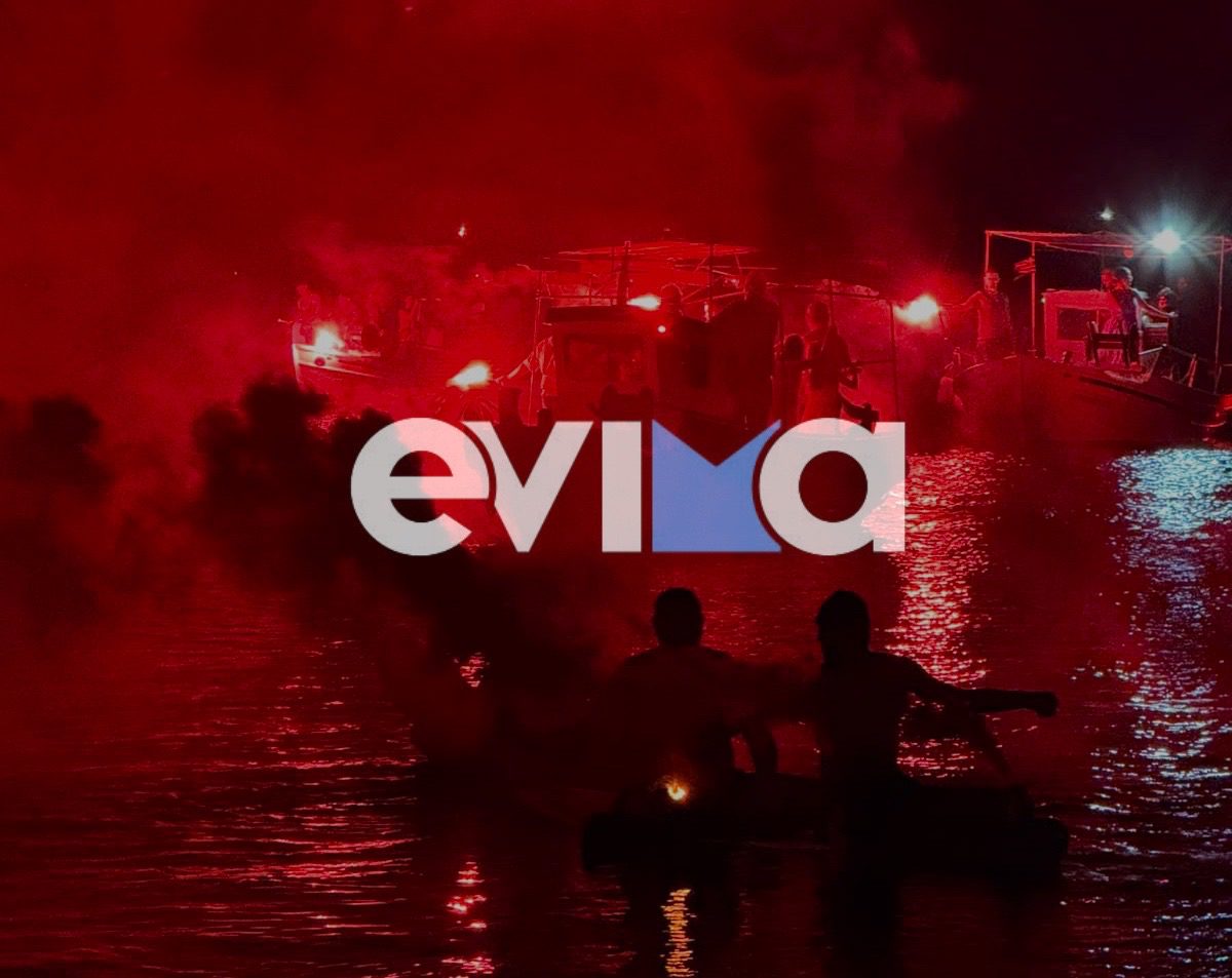 Πήρε «φωτιά» παραλία της Εύβοιας: Το ξακουστό έθιμο του Δεκαπενταύγουστου
