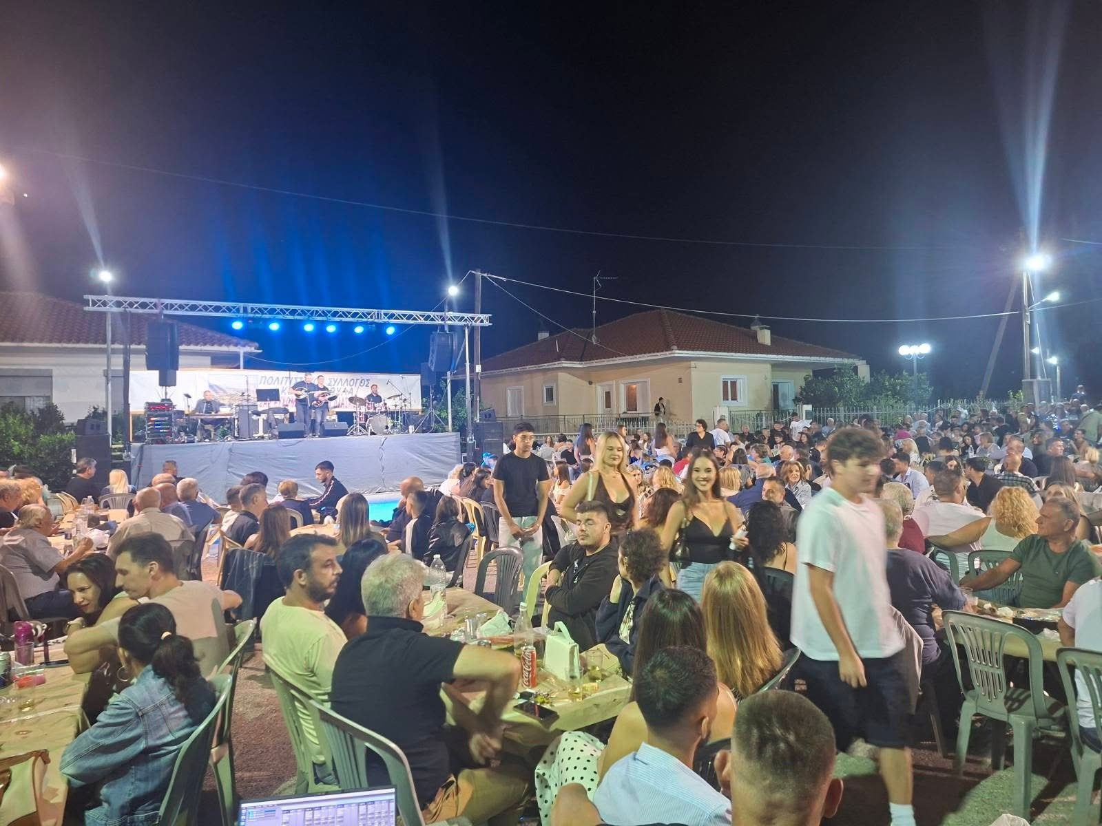 Πανικός σε πανηγύρι της Εύβοιας: «Βούλιαξε» από κόσμο