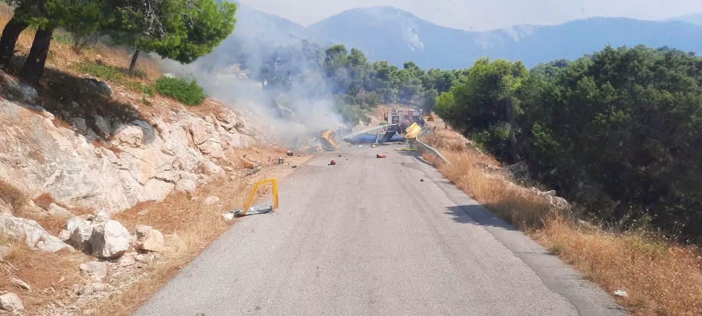 Σοκάρει η μαρτυρία του ιπτάμενου γιατρού: «Είδαμε το ελικόπτερο να φλέγεται στη μέση του δρόμου»