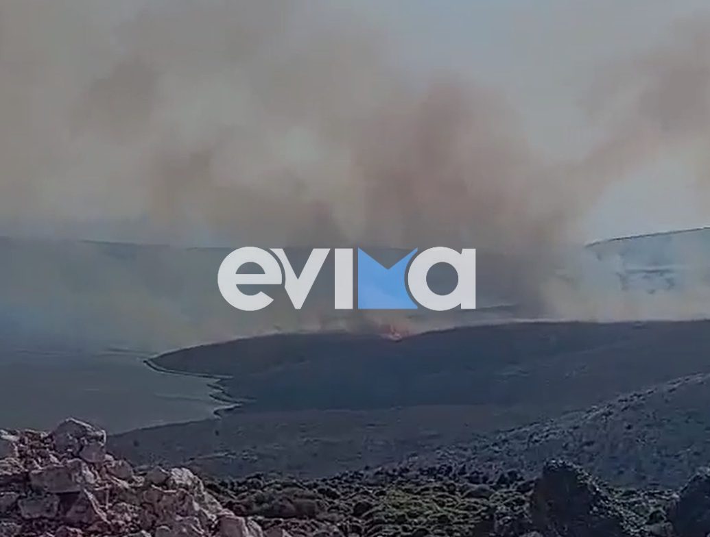 Φωτιά στη Σκύρο: Συνεχίζει να καίει στο Νησί – Νέες εικόνες και βίντεο