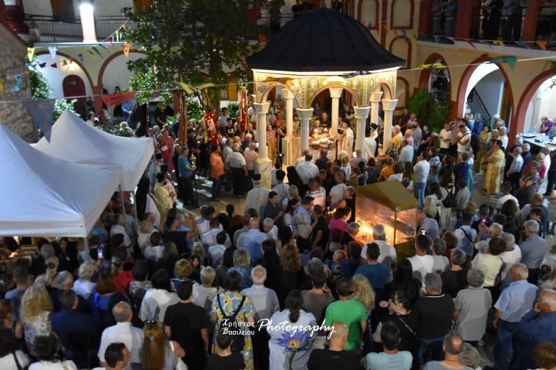 Ρίγη συγκίνησης στην Εύβοια! Η Ιερά Μονή Οσίου Δαυΐδ έλαμψε στη μεγάλη πανήγυρη της Μεταμορφώσεως