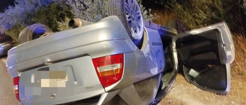 Τροχαίο στα Σπάτα: Αυτοκίνητο ανατράπηκε κοντά στην Πύλη Β’ του αεροδρομίου