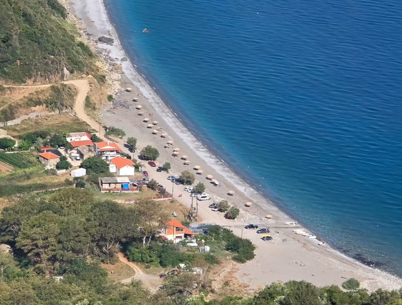 Καιρός: Μίνι καύσωνας σήμερα στην Εύβοια! Σε ποια παραλία θα πάτε