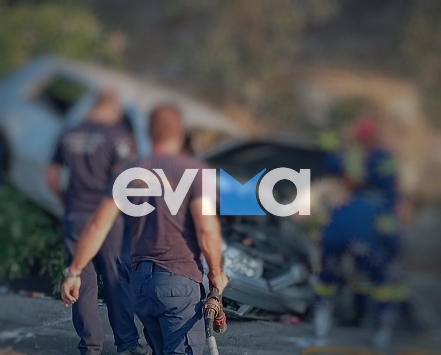 Σοβαρό τροχαίο στην Εύβοια: Σφοδρή σύγκρουση δύο ΙΧ – Μία τραυματίας