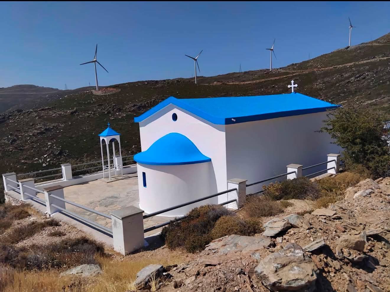 Ένα ξωκλήσι βγαλμένο από παραμύθι στην Εύβοια! Που βρίσκεται