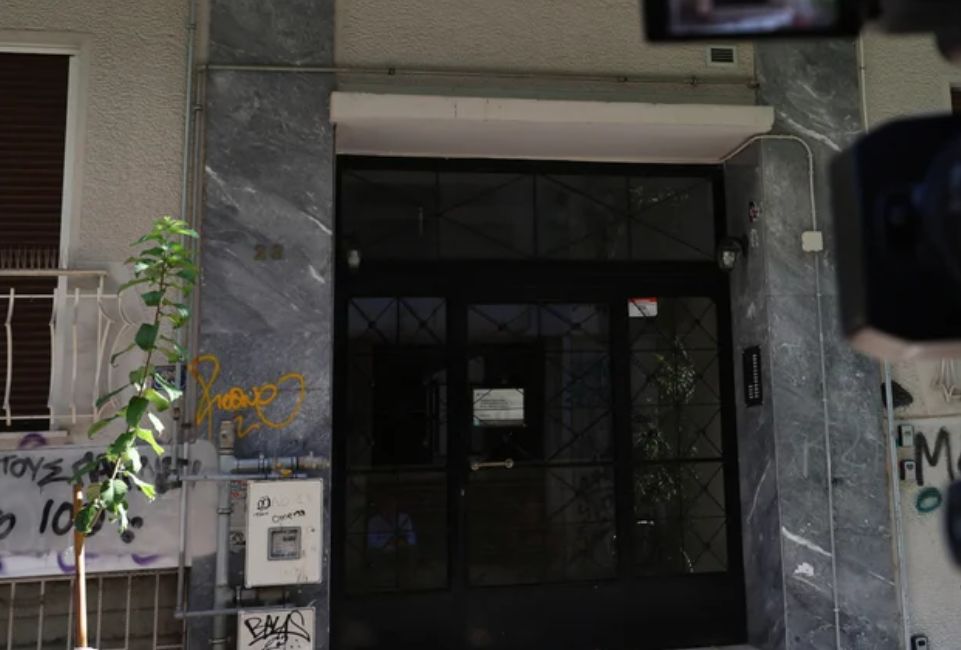 Κυψέλη: Νέα σοκαριστικά στοιχεία για το νεκρό βρέφος – Πάνω από 10 μαχαιριές