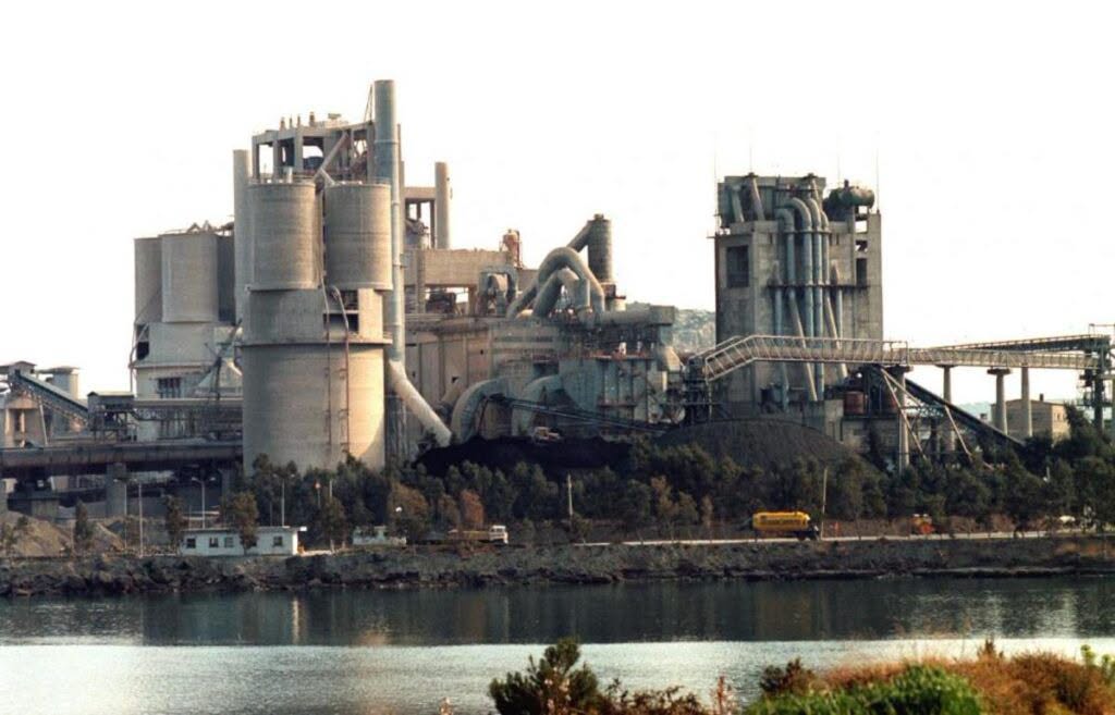 Τέλος εποχής για το ιστορικό εργοστάσιο της ΑΓΕΤ στην Εύβοια