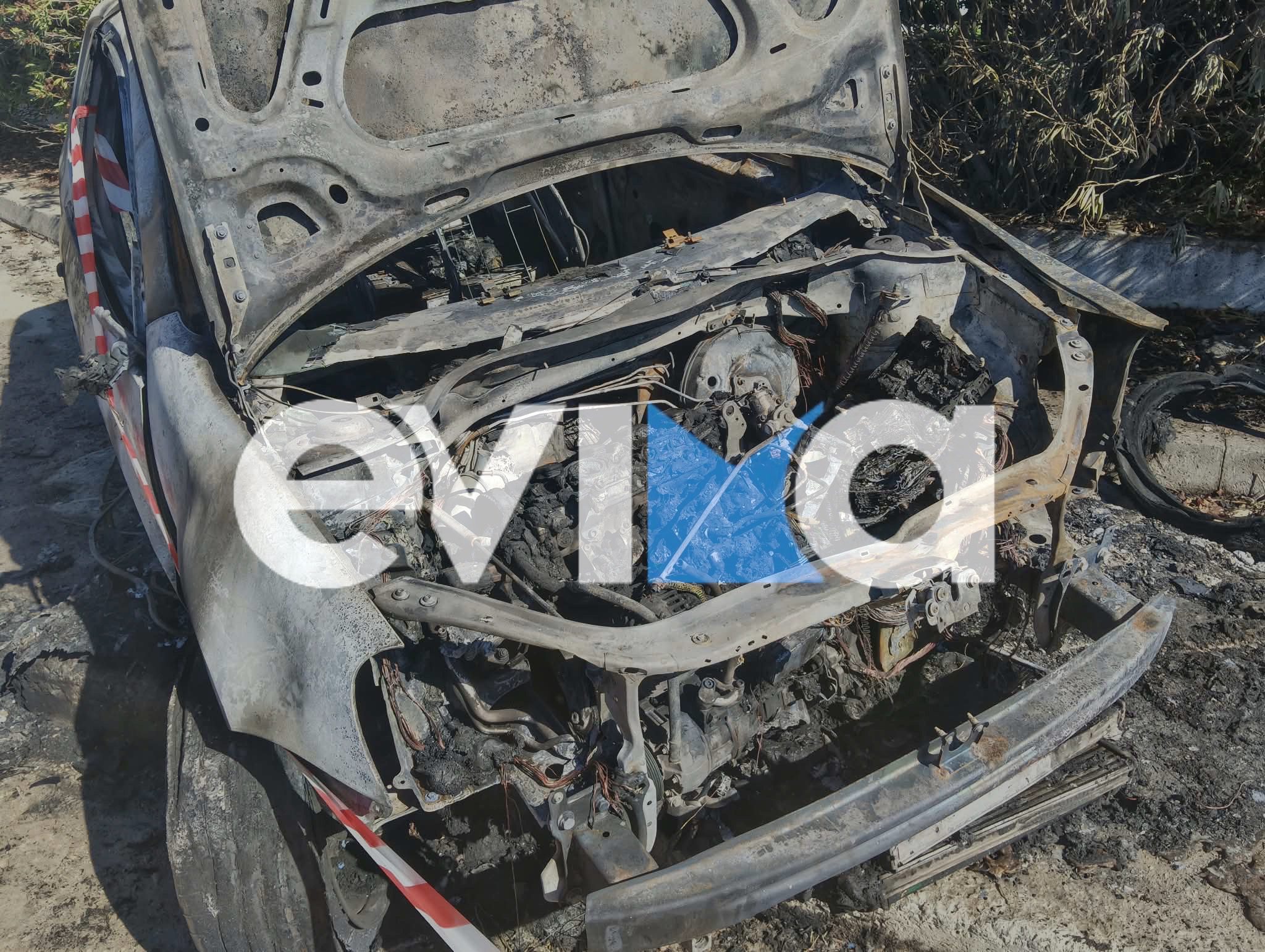 Εύβοια: Αυτοκίνητο έπεσε σε στάση λεωφορείου και τυλίχθηκε στις φλόγες – Δύο τραυματίες
