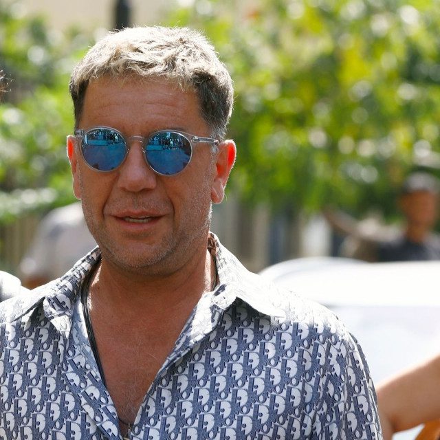 Γιώργος Μαζωνάκης: Χωρίς αναπνοή και σφυγμό στο «Ελπίς» – Τι έκαναν οι γιατροί