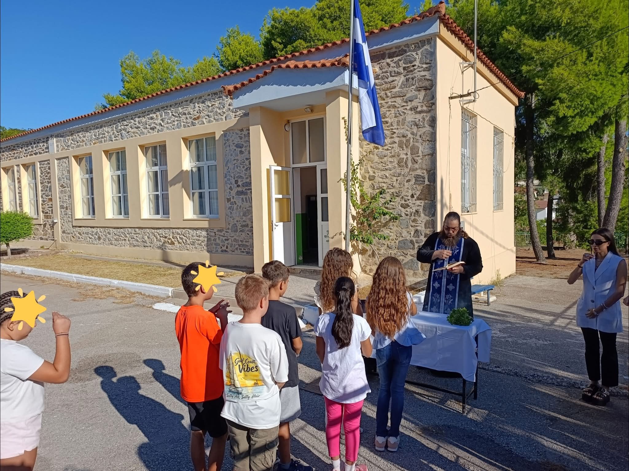 Εύβοια: Λιγοστεύουν ανησυχητικά οι μαθητές – Σε ποιο σχολείο έκαναν αγιασμό μόλις 8
