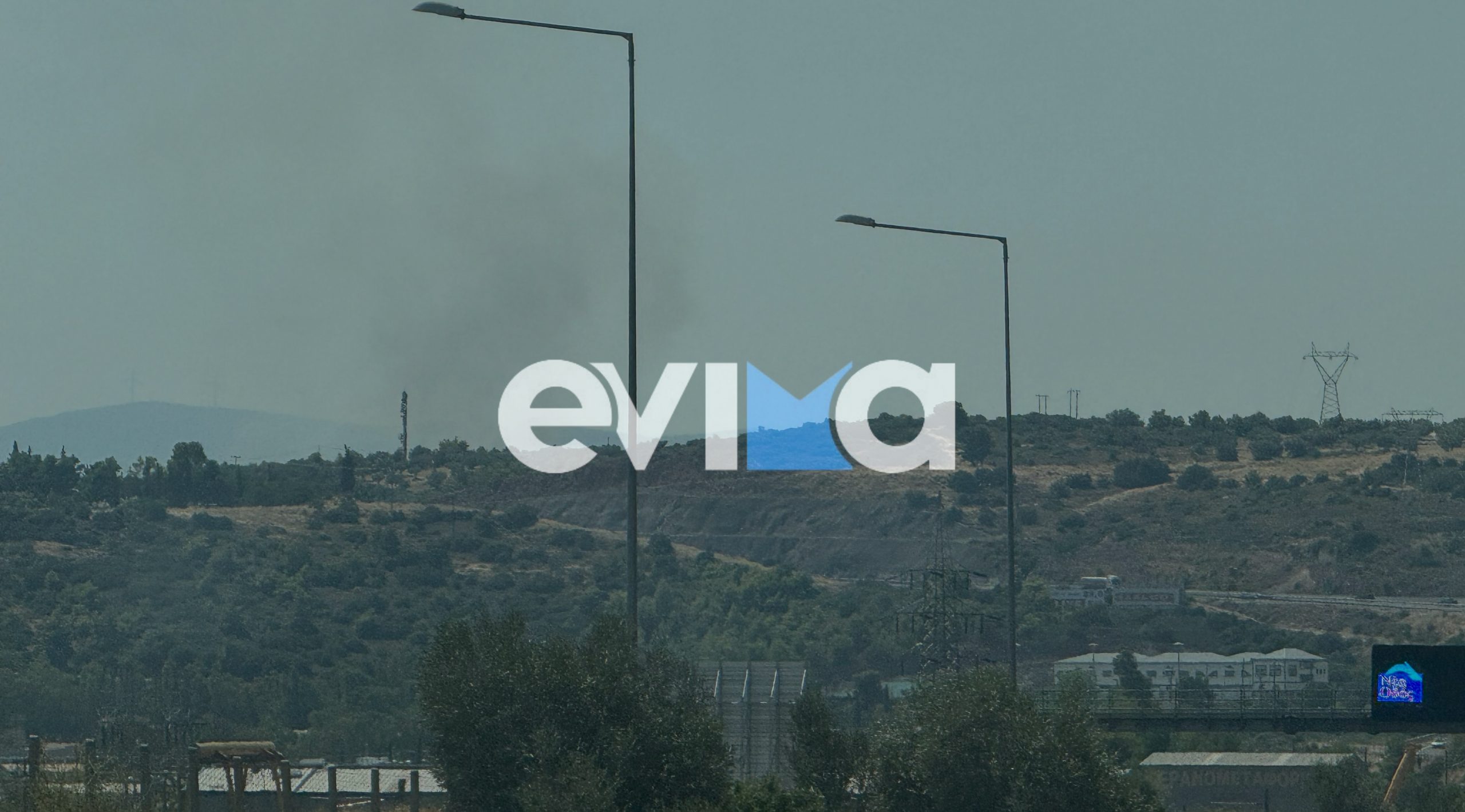 Φωτιά σε αυτοκίνητο στο Σχηματάρι