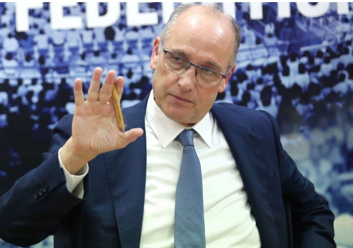 Λιόλιος: Η συνέντευξη που έρχεται μετά το «χτύπημα» της ΕΕΑ