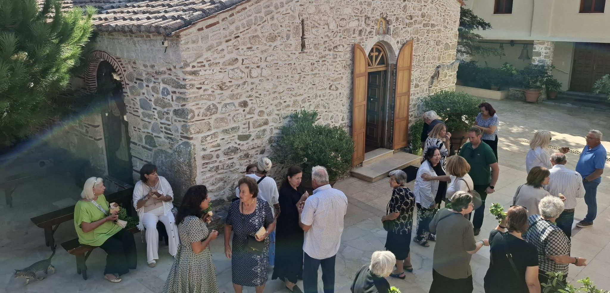 Ρίγη συγκίνησης σε Μοναστήρι της Εύβοιας κατά τον εορτασμό του Τιμίου Σταυρού