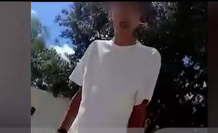 Άνω Λιόσια: Στο φως βίντεο από τη στιγμή που γονέας Ρομά χτυπά τη διευθύντρια νηπιαγωγείου