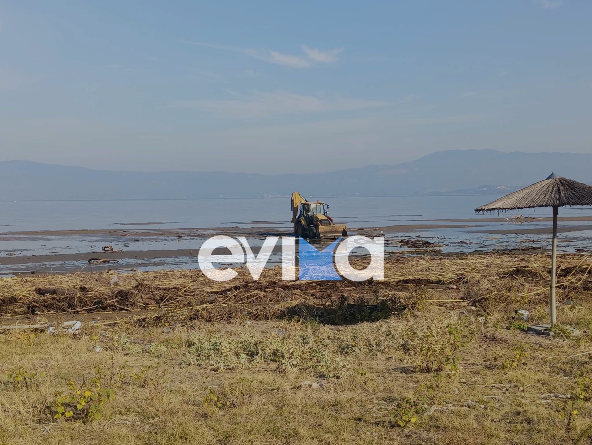 Μπουλντόζες μπήκαν μέσα σε θάλασσα στην Εύβοια – Τι συνέβη;