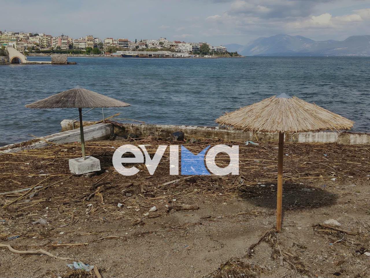 Εικόνες καταστροφής σε δύο γνωστές παραλίες της Εύβοιας μετά την κακοκαιρία