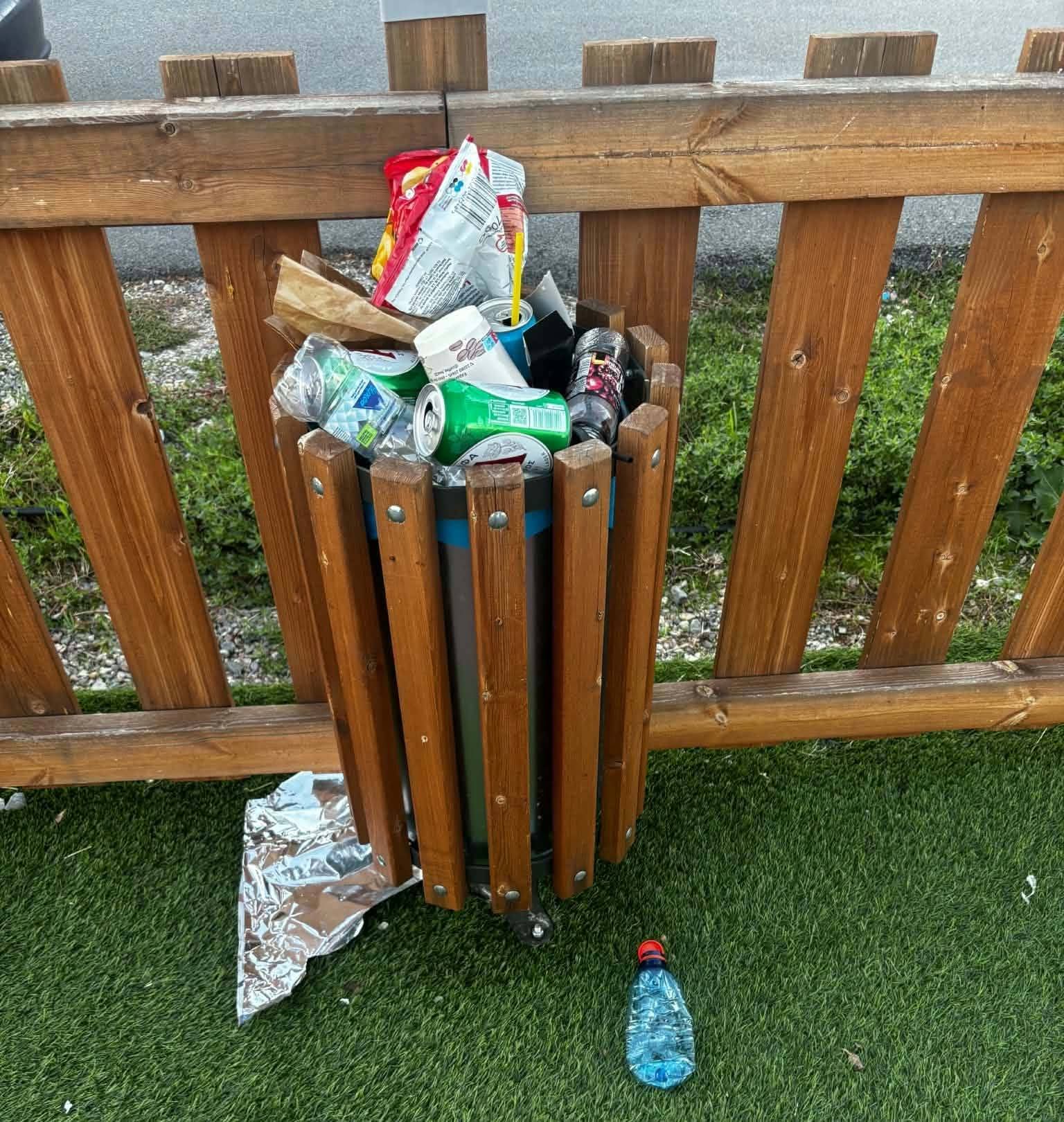 Εικόνες ντροπής σε παιδική χαρά της Εύβοιας: Τι έχει συμβεί