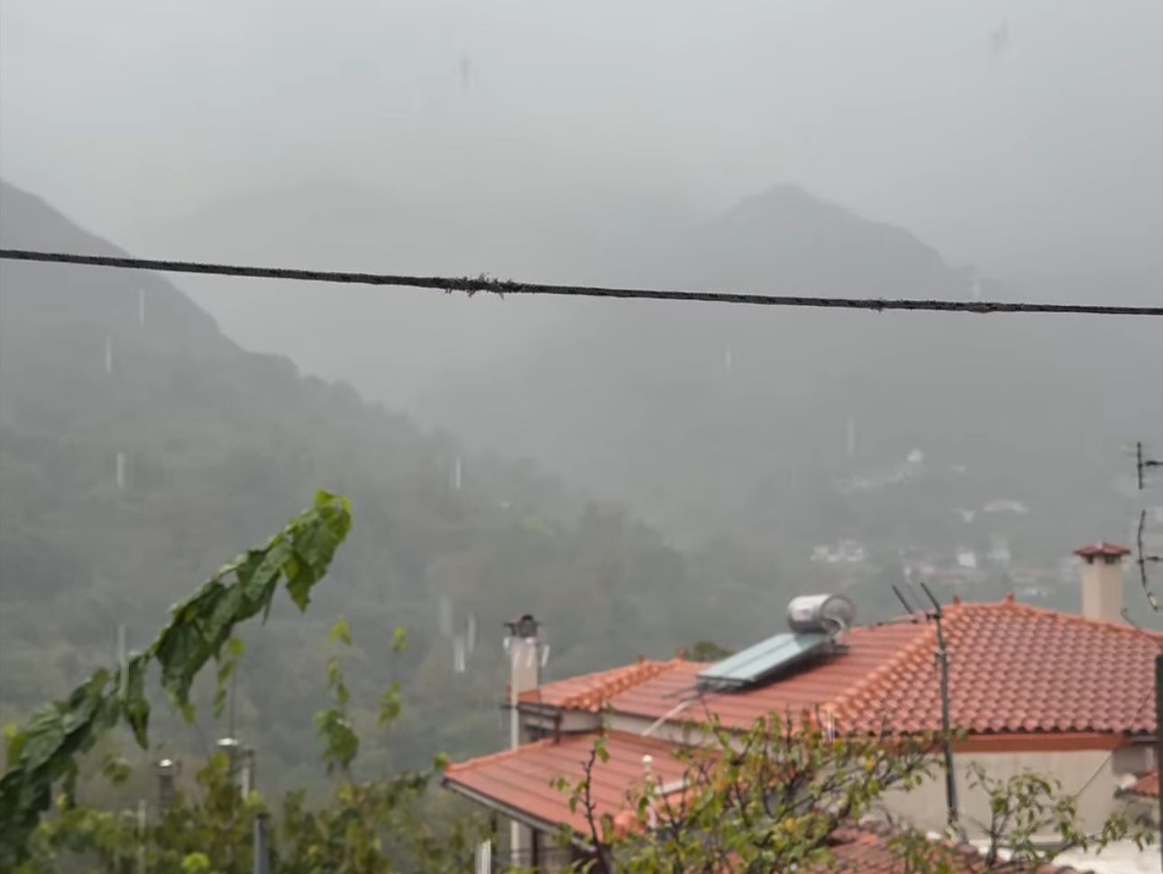 Νέα κακοκαιρία σήμερα στην Εύβοια: Πότε θα εξασθενήσουν τα φαινόμενα