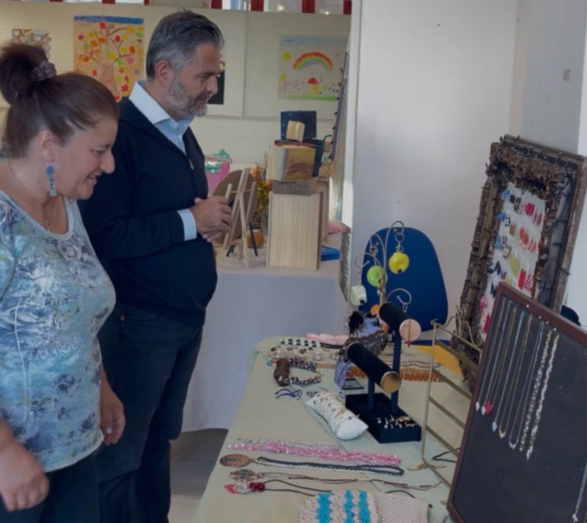 Στο bazaar του Πολιτιστικού Συλλόγου «Αναγέννηση» ο Δημήτρης Διαμαντόπουλος