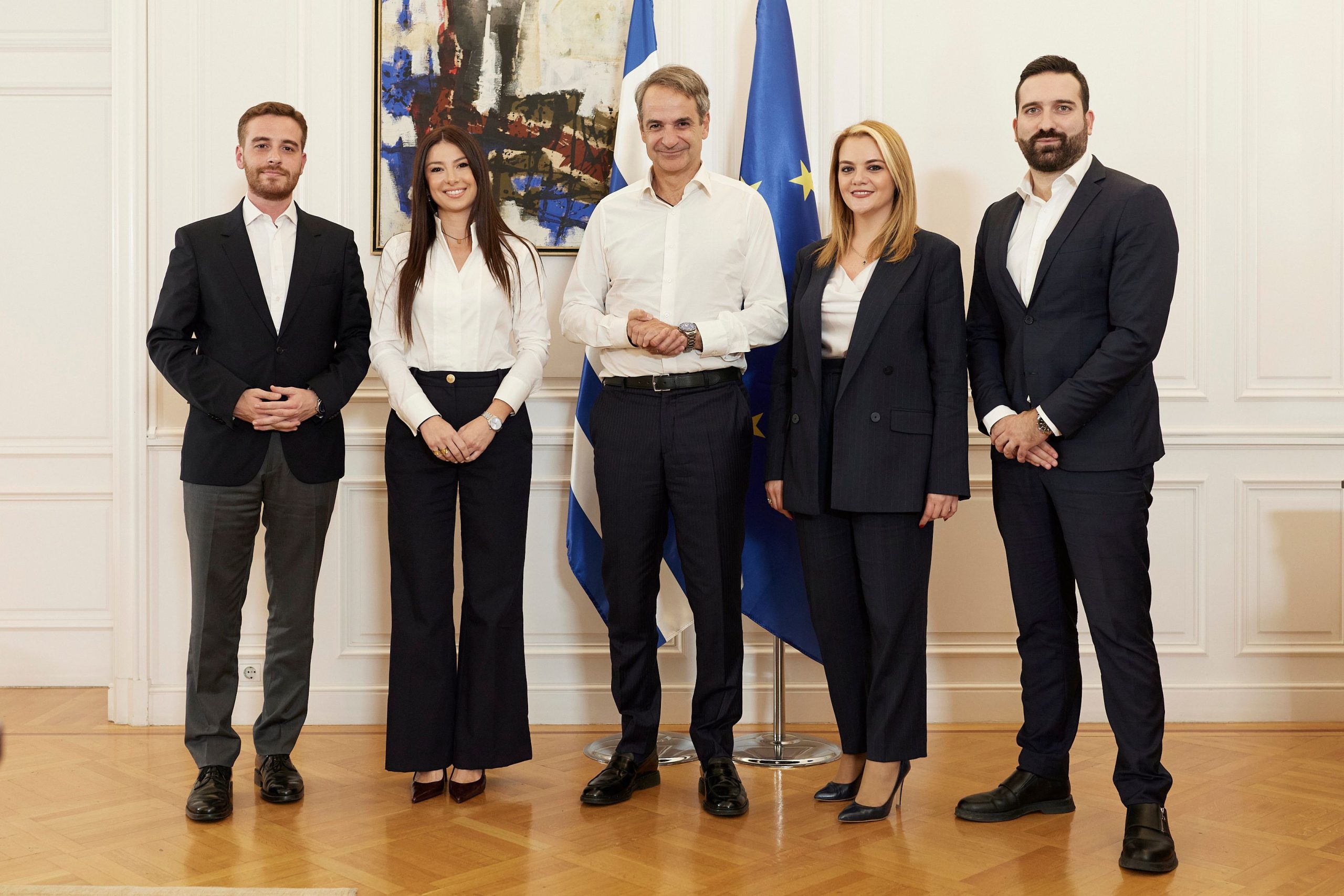 ΝΔ: Τέσσερις νέοι αναπληρωτές εκπρόσωποι τύπου – Ποιοι είναι