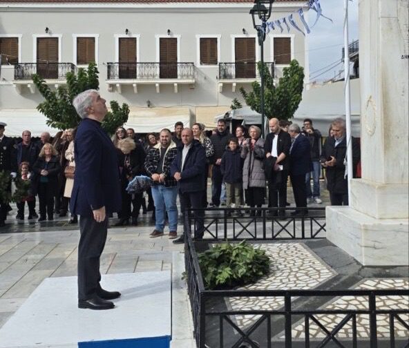 Στην Κάρυστο ο Σίμος Κεδίκογλου για την 28η Οκτωβρίου- Το μήνυμα του βουλευτή