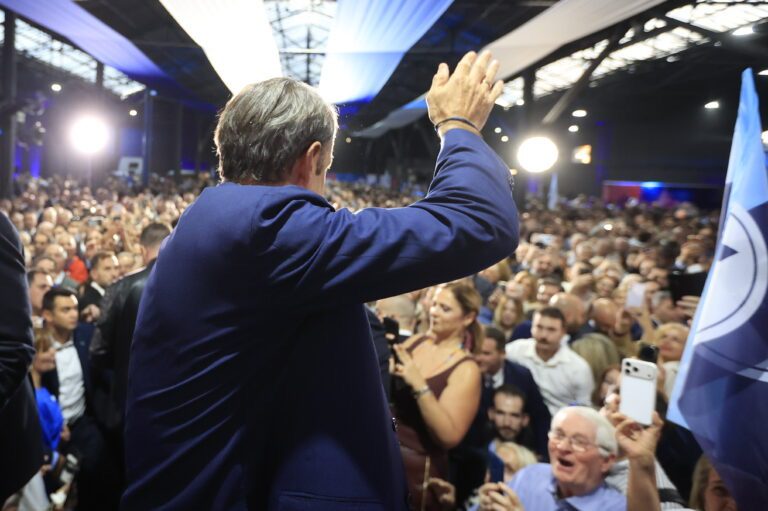 Γιατί ο Μητσοτάκης έριξε τον πήχη στο 25%