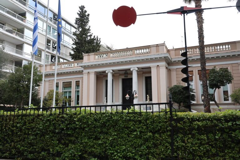 Αμηχανία στο Μαξίμου για το τουρκολιβυκό μνημόνιο