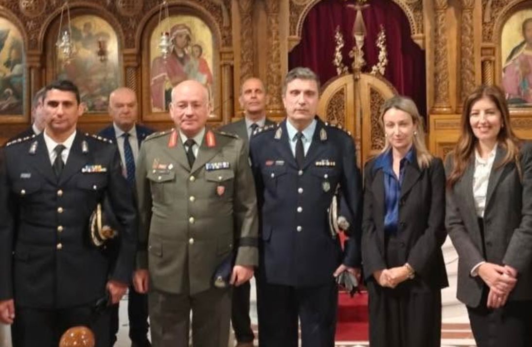 2. Χαλκίδα: Η Καραμπατσώλη στη δοξολογία για τον Προστάτη της ΕΛ.ΑΣ.