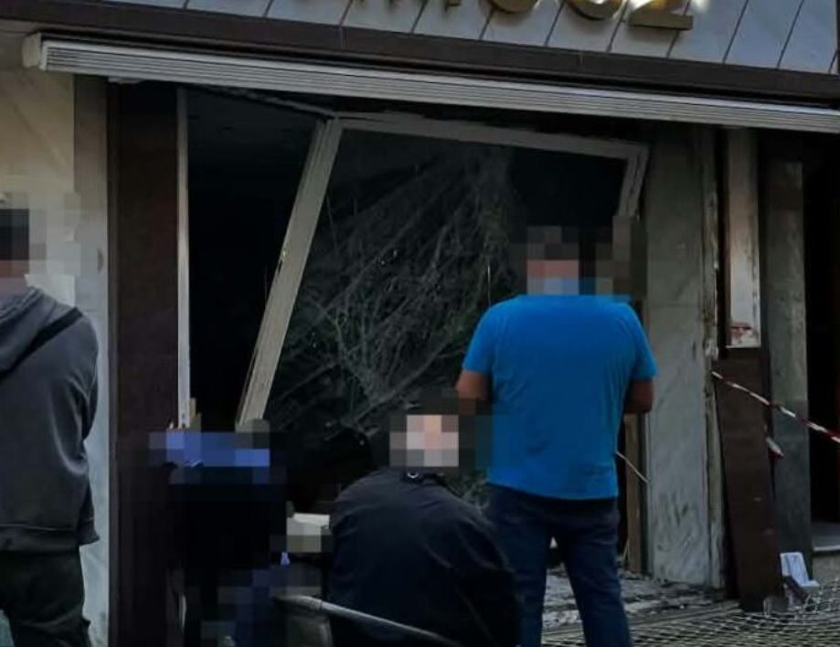 Εύβοια: Έτσι έγινε η απόπειρα κλοπής σε κοσμηματοπωλείο – Τι έδειξε το υλικό από κάμερες