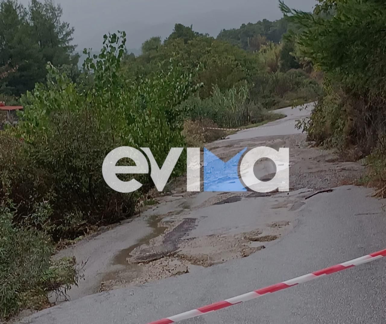 Μεγάλη προσοχή στην Εύβοια: Επικίνδυνος δρόμος μετά την κακοκαιρία