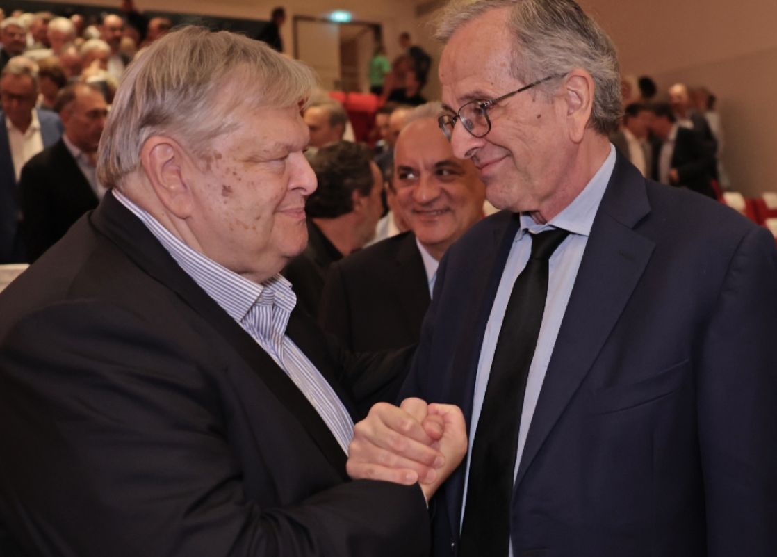 Νέα δημόσια εμφάνιση Σαμαρά – Μαζί του στο βήμα ο Βενιζέλος